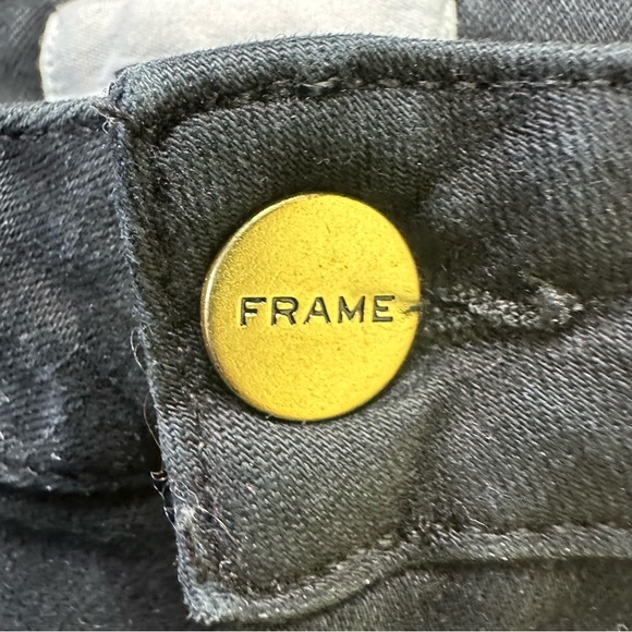 FRAME Le One Skinny High-Waisted Jeans in Larsen Black Wash SZ 2 (SIZES 29-34) - Picture 6 of 13
